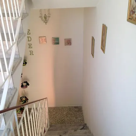 Bed & Breakfast Eder *